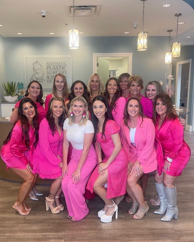 A recap from last nights Beauty & Bubbles Event 💄 🥂 💖 Thank you to everyone who joined us!